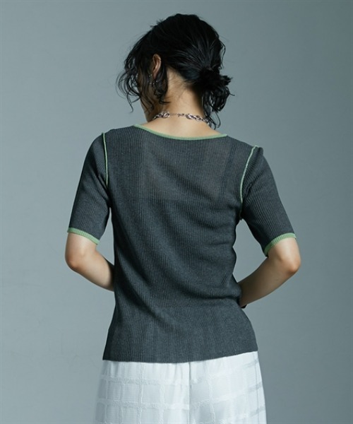 Soiunique（スワユニーク）の「麻タッチ配色デザインクルーネックトップス ［Soiunique］（Tシャツ/カットソー・レディース・アイボリー/杢グレー/チャコール・FREE）」の16枚目の写真
