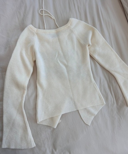 ipugo（イプゴ）の「ipugo/イプゴ 手書き風ロゴニットトップス 冬服（ニット/セーター・レディース・ホワイト/グレー・FREE）」の16枚目の写真