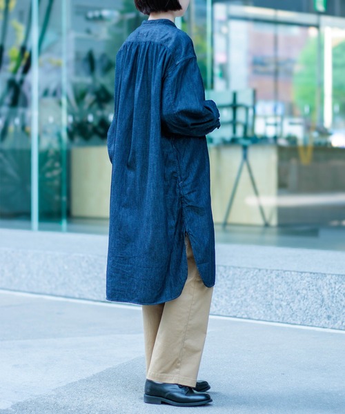 D.M.G.（ドミンゴ）の「[D.M.G / ディーエムジー] 6ozデニム ギャザーロングシャツ（シャツ/ブラウス・レディース・ワンウォッシュ・2/3）」の6枚目の写真