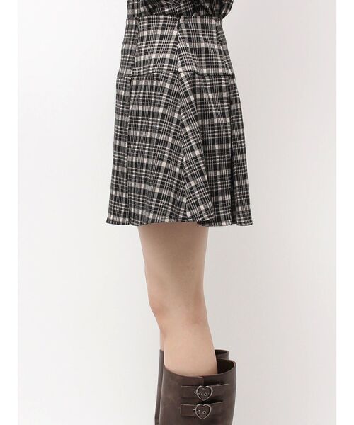 CALNAMUR（カルナムール）の「チェックニットソーミニスカート（スカート・レディース・ブラック/ブラウン・FREE）」の10枚目の写真