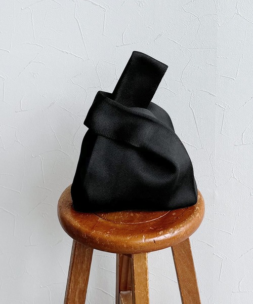 reca（レカ）の「ハンドリストBAG（ハンドバッグ・レディース・グリーン/レッド/レモンイエロー/アイボリー/ブラック/ブラウン系その他・ONE SIZE）」の8枚目の写真