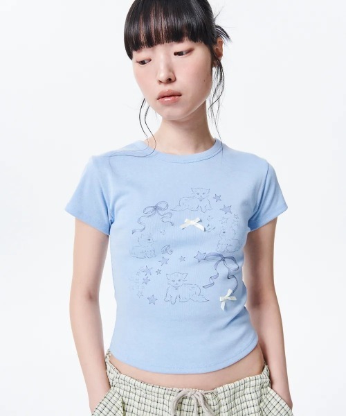 .KOM(ドットコム)の「A'GEM/9 × .kom『runningHIGH/ランニングハイ』RIBBON CAT T-Shirt/リボンキャット Tシャツ(Tシャツ/カットソー・レディース・ホワイト/ブルー/アイボリー・FREE)」の5枚目の写真