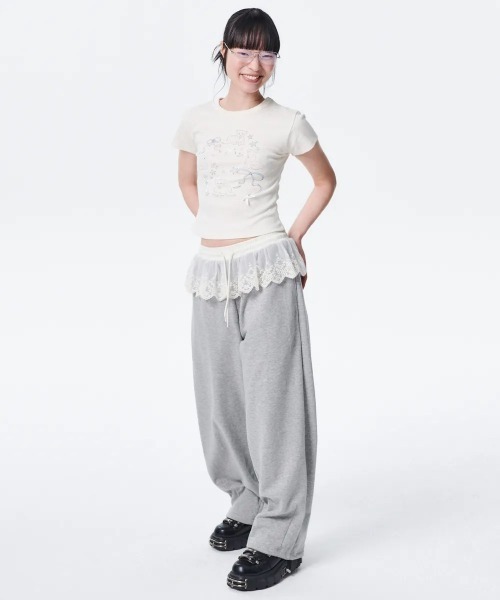 tシャツ A'GEM/9 × .kom「runningHIGH/ランニングハイ」RIBBON CAT T-Shirt/リボンキャット Tシャツ レディ A'GEM/9 × .kom『runningHIGH/ランニングハイ』RIBBON CAT T