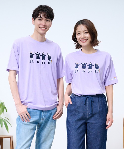 Arnold Palmer(アーノルドパーマー)の「シェア レイングラフィック Tシャツ(Tシャツ/カットソー・レディース・ホワイト/ライラック・M/S/LL/L/XS)」の1枚目の写真