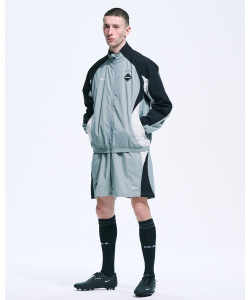 F.C.Real Bristol（エフシーレアルブリストル）の「GAME SHORTS（その他パンツ・メンズ・オフホワイト/セージグリーン/ブラック・SMALL/X-LARGE/LARGE/MEDIUM/XX-LARGE）」の4枚目の写真