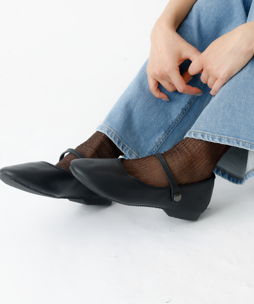 CROWN(クラウン)の「【CROWN / クラウン】STRAP COURT JAZZ / ストラップ フラットシューズ / レザー / 定番(バレエシューズ・レディース・ブラック・4/6/5/7)」の8枚目の写真