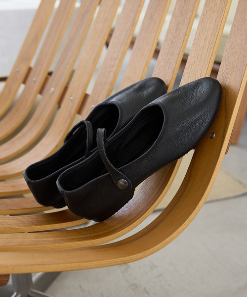 CROWN(クラウン)の「【CROWN / クラウン】STRAP COURT JAZZ / ストラップ フラットシューズ / レザー / 定番(バレエシューズ・レディース・ブラック・4/6/5/7)」の12枚目の写真