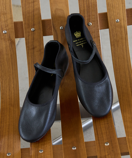 CROWN(クラウン)の「【CROWN / クラウン】STRAP COURT JAZZ / ストラップ フラットシューズ / レザー / 定番(バレエシューズ・レディース・ブラック・4/6/5/7)」の14枚目の写真