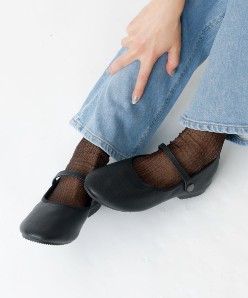 CROWN(クラウン)の「【CROWN / クラウン】STRAP COURT JAZZ / ストラップ フラットシューズ / レザー / 定番(バレエシューズ・レディース・ブラック・4/6/5/7)」の6枚目の写真