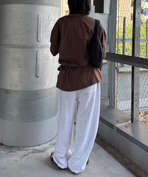 ODD STUDIO（オッドスタジオ）の「【OddStudio】アソートグラフィックデザインTEE（Tシャツ/カットソー・レディース・ホワイト系その他/イエロー/ブルー/ブラウン/レッド/パープル/ブラック/ホワイト・MEDIUM/LARGE）」の20枚目の写真