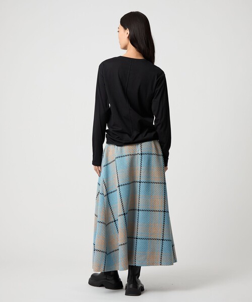 EMMEL REFINES（エメルリファインズ）の「＜EMMEL REFINES＞EM クルーネック ロングスリーブ Tシャツ（Tシャツ/カットソー・レディース・ブラック/ホワイト/シャーベット・FREE）」の10枚目の写真