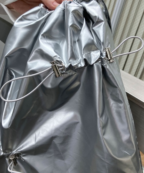 meJane（ミージェーン）の「ドローストリング シャーリングナップサック（バックパック/リュック・レディース・ブラック/シルバー・FREE）」の16枚目の写真