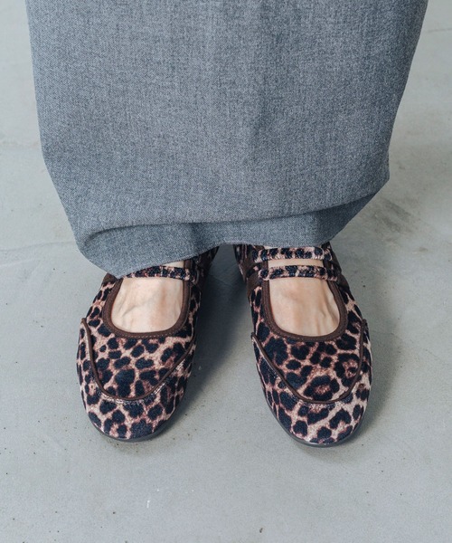 EVOL(イーボル)の「【ふかふか・軽量】ダブルベルトラウンドスニーカー IZ5824(パンプス・レディース・レオパード/ブラウン/ブラック/アイボリー/ブラック系その他・22.0cm/22.5cm/23.5cm/24.5cm/23.0cm/24.0cm/25.0cm)」の9枚目の写真