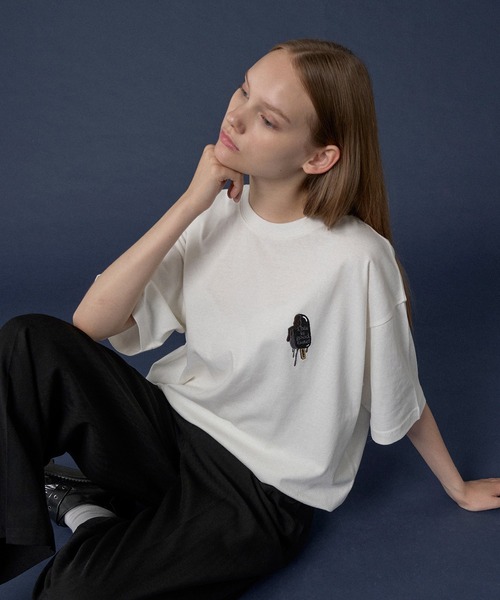 ONCILY(オンシェリー)の「【SUMMER SPECIAL ITEM】ICE LOGO T-SHIRT / アイスロゴTシャツ(Tシャツ/カットソー・メンズ・ホワイト/ホワイト系その他2/ホワイト系その他・SMALL/MEDIUM/LARGE)」の6枚目の写真