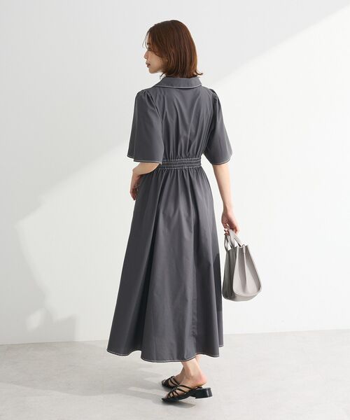 ELENCARE DUE（エレンカーレデュエ）の「・ELENCARE DUE スキッパーワンピース（ワンピース・レディース・ベージュ/ネイビー/チャコールグレー・FREE）」の5枚目の写真