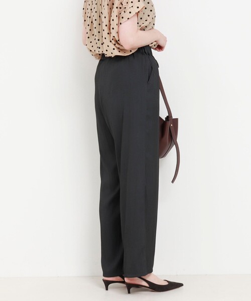 NOLLEY'S LIGHT（ノーリーズライト）の「割繊ツイルイージーワイドパンツ（その他パンツ・レディース・カーキ/ブラック・38/36）」の17枚目の写真
