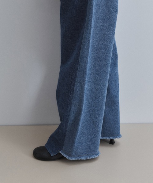 ADAM ET ROPE'（アダムエロペ）の「【WEB限定】イレギュラーヘムワイドストレートパンツ（その他パンツ・レディース・ブラック/ブルー系その他4/オフホワイト/チャコールグレー・34/36/38）」の10枚目の写真