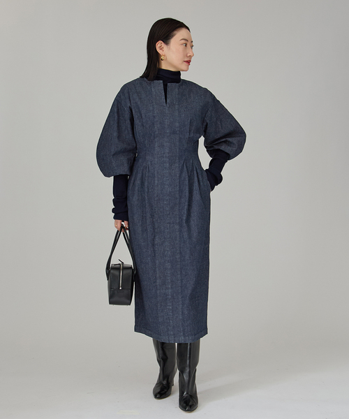 VERMEIL par iena(ヴェルメイユパーイエナ)の「ストレッチデニムウエストシェイプワンピース(ワンピース・レディース・ホワイト/ネイビー・40/38/36)」の4枚目の写真