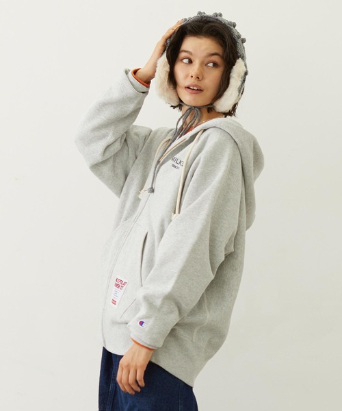 Champion（チャンピオン）の「MILKFED. × CHAMPION SWEAT ZIP HOODIE（パーカー・レディース・アッシュ/ライトブルー/バーガンディー/オートミール/チャコール・S/M）」の6枚目の写真