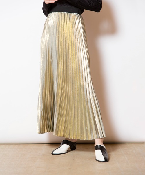 フォイルコーティングプリーツスカート