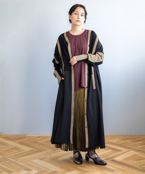 フォイルコーティングプリーツスカート