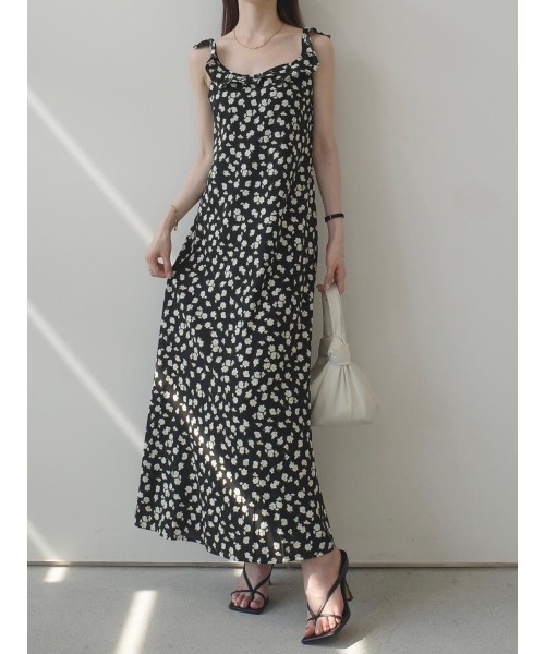 amel（エイメル）の「フリルカラーフラワープリントドレス（ワンピース・レディース・ブラック・FREE）」の17枚目の写真