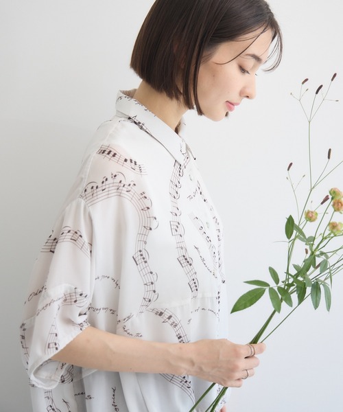 KATHARINE ROSS（キャサリンロス）の「【KATHARINE ROSS】音符プリントブラウス（シャツ/ブラウス・レディース・ブラック/ライトグレー・MEDIUM）」の16枚目の写真