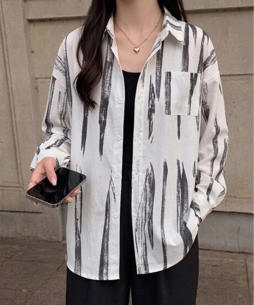 SHEPP（シープ）の「【UNISEX】総柄アソートビッグシルエットシャツ（シャツ/ブラウス・レディース・その他1/その他5/その他4/その他2/その他3・M/L）」の3枚目の写真