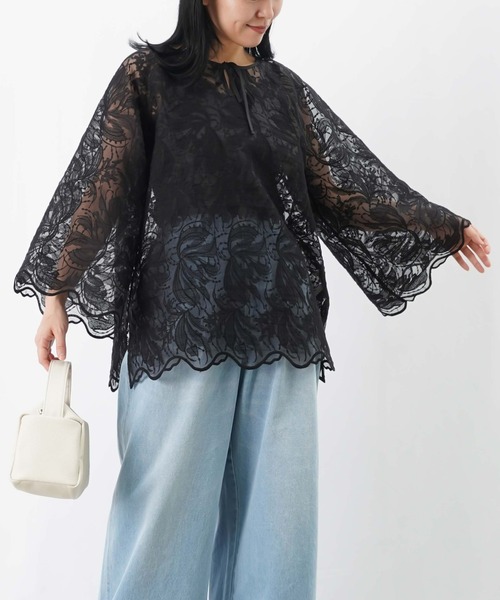 LUCA/LADY LUCK LUCA（ルカ/レディラックルカ）の「LC/LLL 前後2WAYオーバーレースブラウス（シャツ/ブラウス・レディース・ブラック/アイボリー・FREE）」の3枚目の写真
