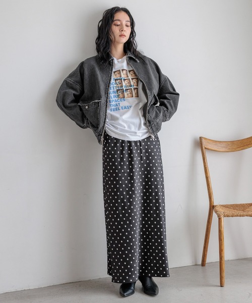 LOWRYS FARM（ローリーズファーム）の「デニムＺＩＰブルゾン  570749（デニムジャケット・レディース・ブラック/ブルー・FREE）」の16枚目の写真