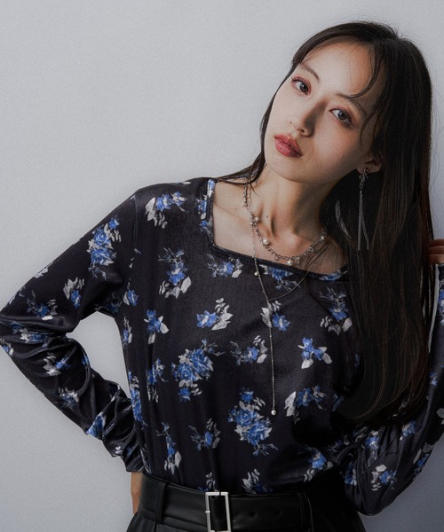 HARE（ハレ）の「2WAYフラワーガラベロアT(HARE)（Tシャツ/カットソー・レディース・ブルー/オレンジ/オフホワイト・FREE）」の3枚目の写真