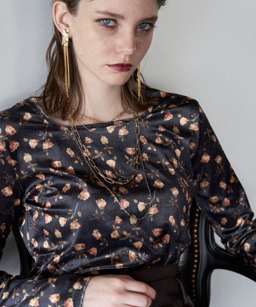 HARE（ハレ）の「2WAYフラワーガラベロアT(HARE)（Tシャツ/カットソー・レディース・ブルー/オレンジ/オフホワイト・FREE）」の15枚目の写真