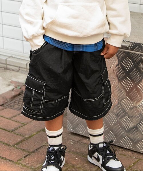 BREEZE（ブリーズ）の「【ジュニア対応】ルーズカーゴハーフパンツ(セットアップ可)（カーゴパンツ・キッズ・ブルー/ベージュ/ブラック・140/150/160/110/90/100/120/130）」の2枚目の写真