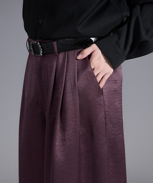 Ellno Loset(エルノロゼット)の「ボリュームタックサテンワイドパンツ(スラックス・メンズ・ブラック/ダークパープル・X-SMALL/SMALL/MEDIUM/LARGE)」の9枚目の写真
