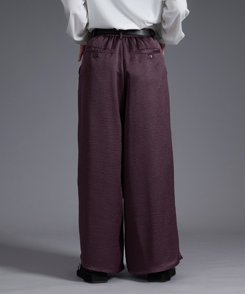Ellno Loset(エルノロゼット)の「ボリュームタックサテンワイドパンツ(スラックス・メンズ・ブラック/ダークパープル・X-SMALL/SMALL/MEDIUM/LARGE)」の16枚目の写真