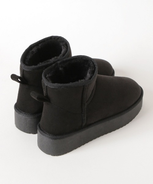 LAKOLE（ラコレ）の「アンクルフェイクムートンブーツ / 581075（ブーツ・レディース・ブラック/ベージュ/ブラウン・MEDIUM/LARGE）」の10枚目の写真