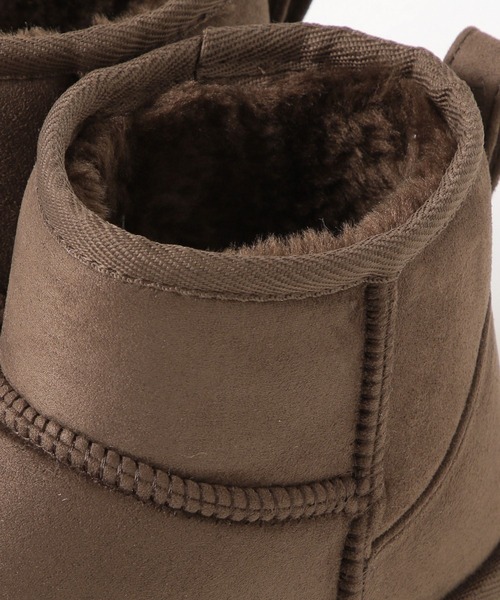 LAKOLE（ラコレ）の「アンクルフェイクムートンブーツ / 581075（ブーツ・レディース・ブラック/ベージュ/ブラウン・MEDIUM/LARGE）」の15枚目の写真