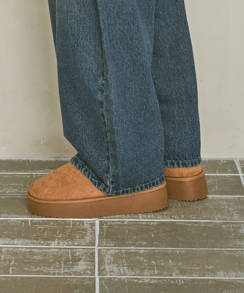 LAKOLE（ラコレ）の「アンクルフェイクムートンブーツ / 581075（ブーツ・レディース・ブラック/ベージュ/ブラウン・MEDIUM/LARGE）」の19枚目の写真