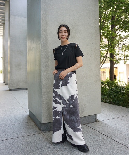 COW PATTERN SUEDE LIKE SKIRT（スカート）｜Ameri（アメリ）の