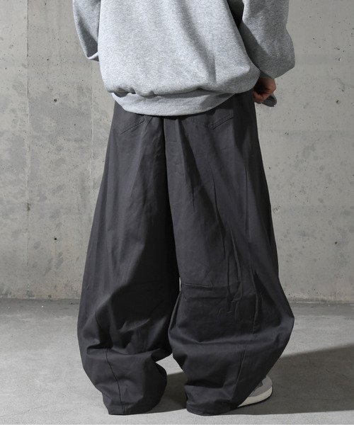 neos(ネオス)の「【neos】ワイドカーブパンツ メンズ チノパンツ バルーンシルエット ユニセックス ルーズシルエット(チノパンツ・メンズ・ホワイト/ベージュ/ネイビー/チャコールグレー/ブラック/カーキ・MEDIUM/LARGE/X-LARGE)」の10枚目の写真