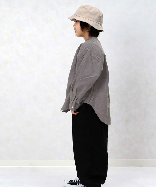 SHISKY(シスキー)の「無地レギュラー バンドカラー オーバーシャツ(シャツ/ブラウス・キッズ・グリーン系その他/ホワイト系その他/ベージュ系その他/グレー系その他・140/130/120/110/160/150)」の20枚目の写真