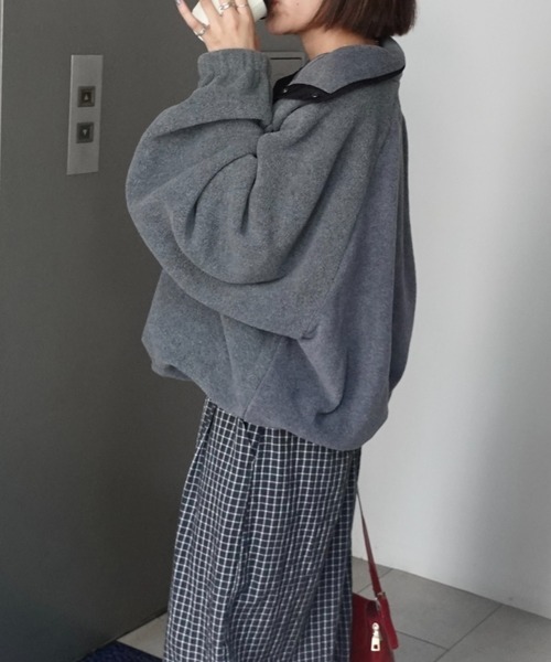 エンブロイダリーフリースTOPS（その他トップス）｜TEEN BOOP