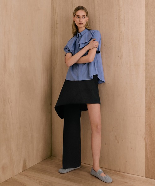 CHARLES & KEITH(チャールズ & キース)の「Winona ウィノナ フェルトボウ フラッフィーストラップメリージェーンフラット(パンプス・レディース・アイボリー/ライトアッシュグレー・24.5cm/25cm/25.5cm/22.5cm/23cm/23.5cm)」の11枚目の写真