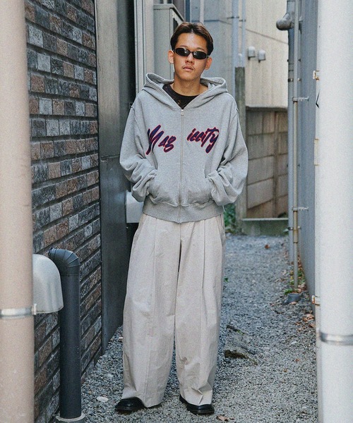 Jieda（ジエダ）の「別注 MAGIC CITY ZIP PARKA（パーカー・メンズ・グレー/ブラック・1/2）」の18枚目の写真