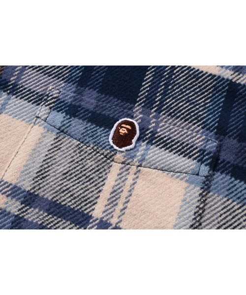 A BATHING APE(アベイシングエイプ)の「BAPE CHECK SHIRT(シャツ/ブラウス・メンズ・ネイビー/レッド/グリーン・SMALL/MEDIUM/LARGE/X-LARGE/XX-LARGE)」の8枚目の写真