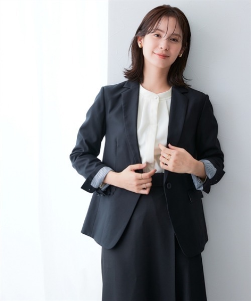 7days Life Styling(セブンデイズライフスタイリング)の「洗えるウール調ロング丈テーラードジャケット(ストライプ裏地)<大きいサイズ有>(テーラードジャケット・レディース・ブラック/ネイビー・S/M/L/LL/3L)」の4枚目の写真