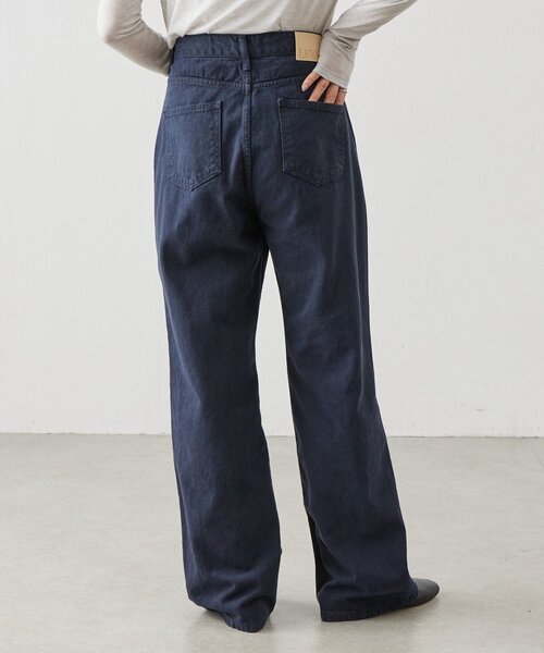 BEARDSLEY（ビアズリー）の「《LEVAR》裾フレアジーンズ（ダークネイビー）（デニムパンツ・レディース・ネイビー・MEDIUM）」の4枚目の写真
