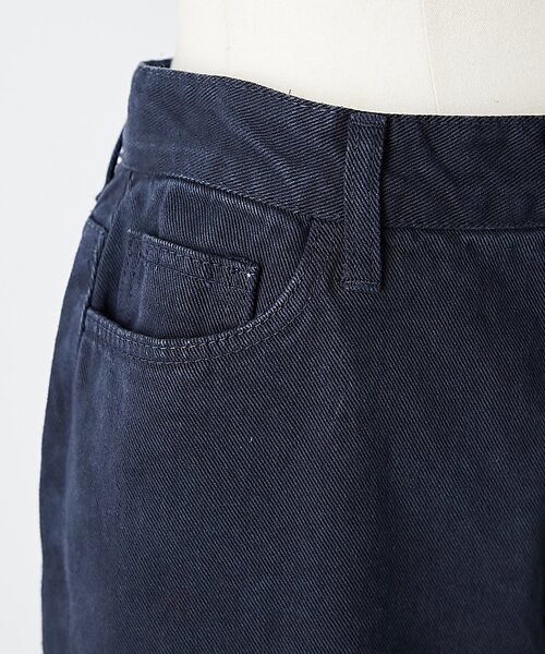 BEARDSLEY（ビアズリー）の「《LEVAR》裾フレアジーンズ（ダークネイビー）（デニムパンツ・レディース・ネイビー・MEDIUM）」の21枚目の写真