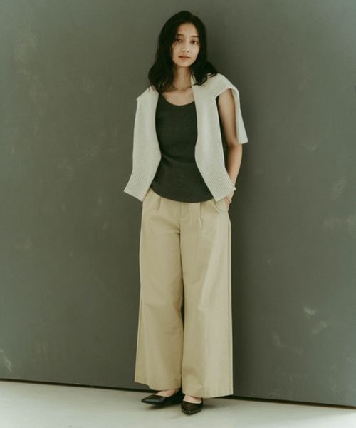 studio CLIP（スタディオクリップ）の「《ウタオ》AQUA Vネックプルオーバー（ニット/セーター・レディース・ライトブラウン/グレー/ライトベージュ・LARGE/MEDIUM）」の4枚目の写真