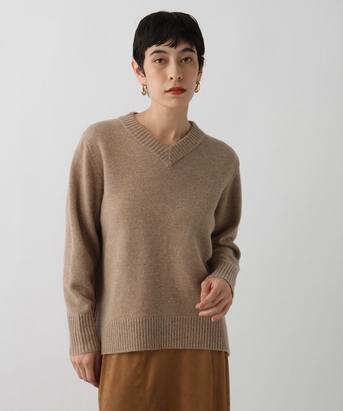 studio CLIP（スタディオクリップ）の「《ウタオ》AQUA Vネックプルオーバー（ニット/セーター・レディース・ライトブラウン/グレー/ライトベージュ・LARGE/MEDIUM）」の14枚目の写真